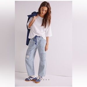 Free People Blue and White Cropped Ankle Jeans